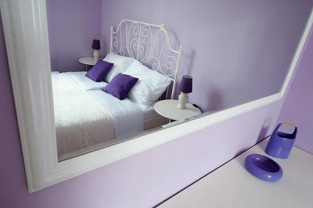Viola Apartment Zara